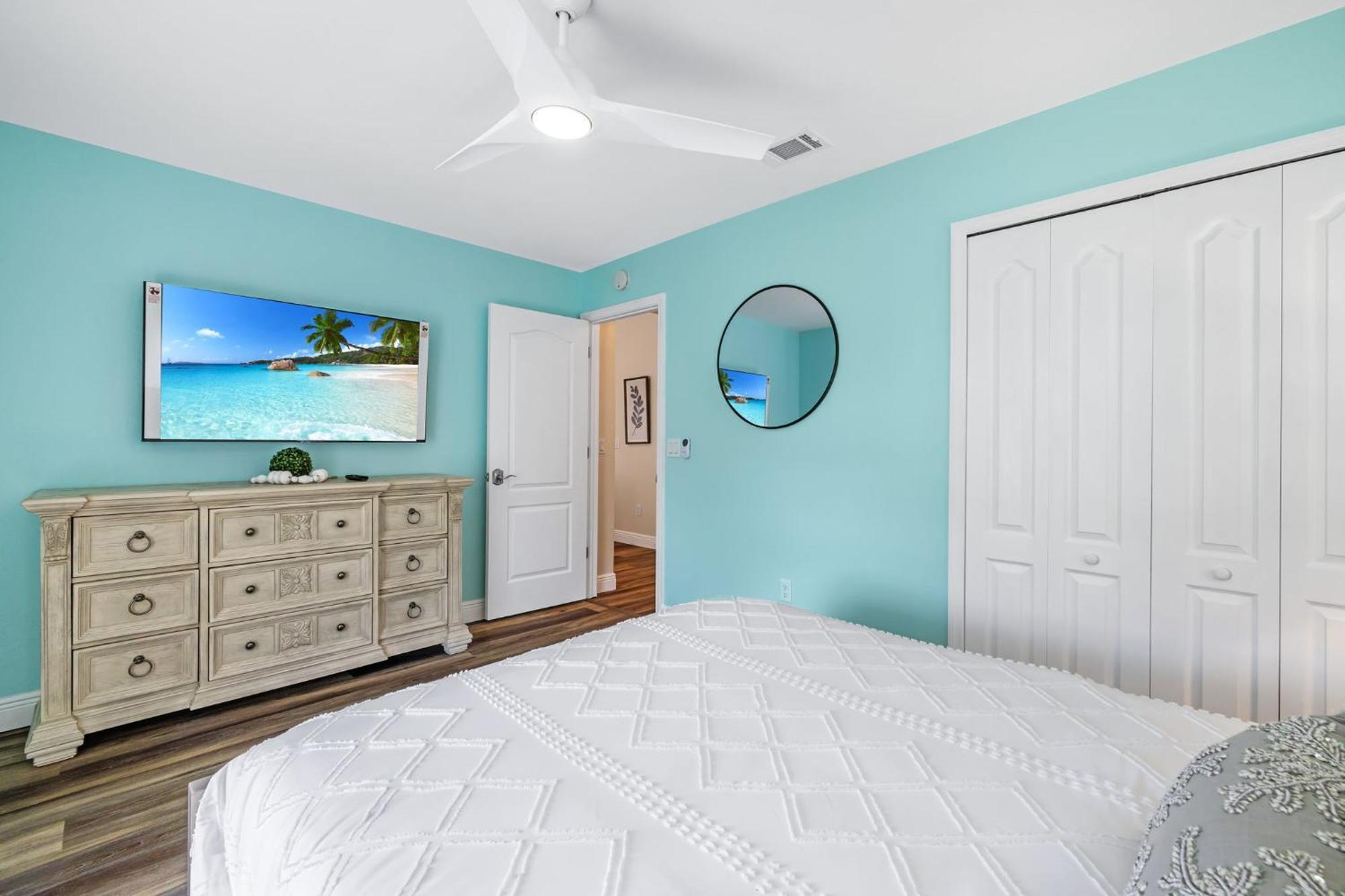 Fully Remodeled Electric-Heated Pool Home On Gulf-Access Canal - Villa Sunny Cape Coral Dış mekan fotoğraf