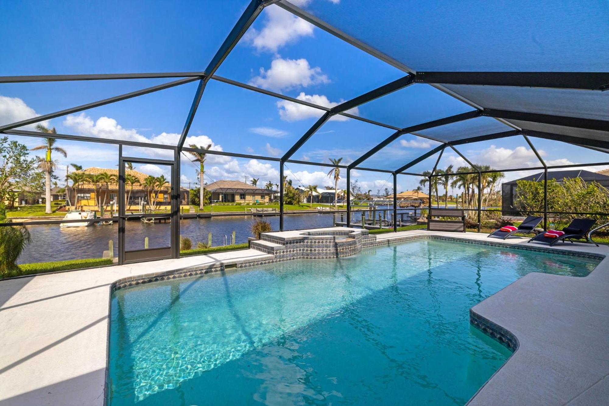 Fully Remodeled Electric-Heated Pool Home On Gulf-Access Canal - Villa Sunny Cape Coral Dış mekan fotoğraf