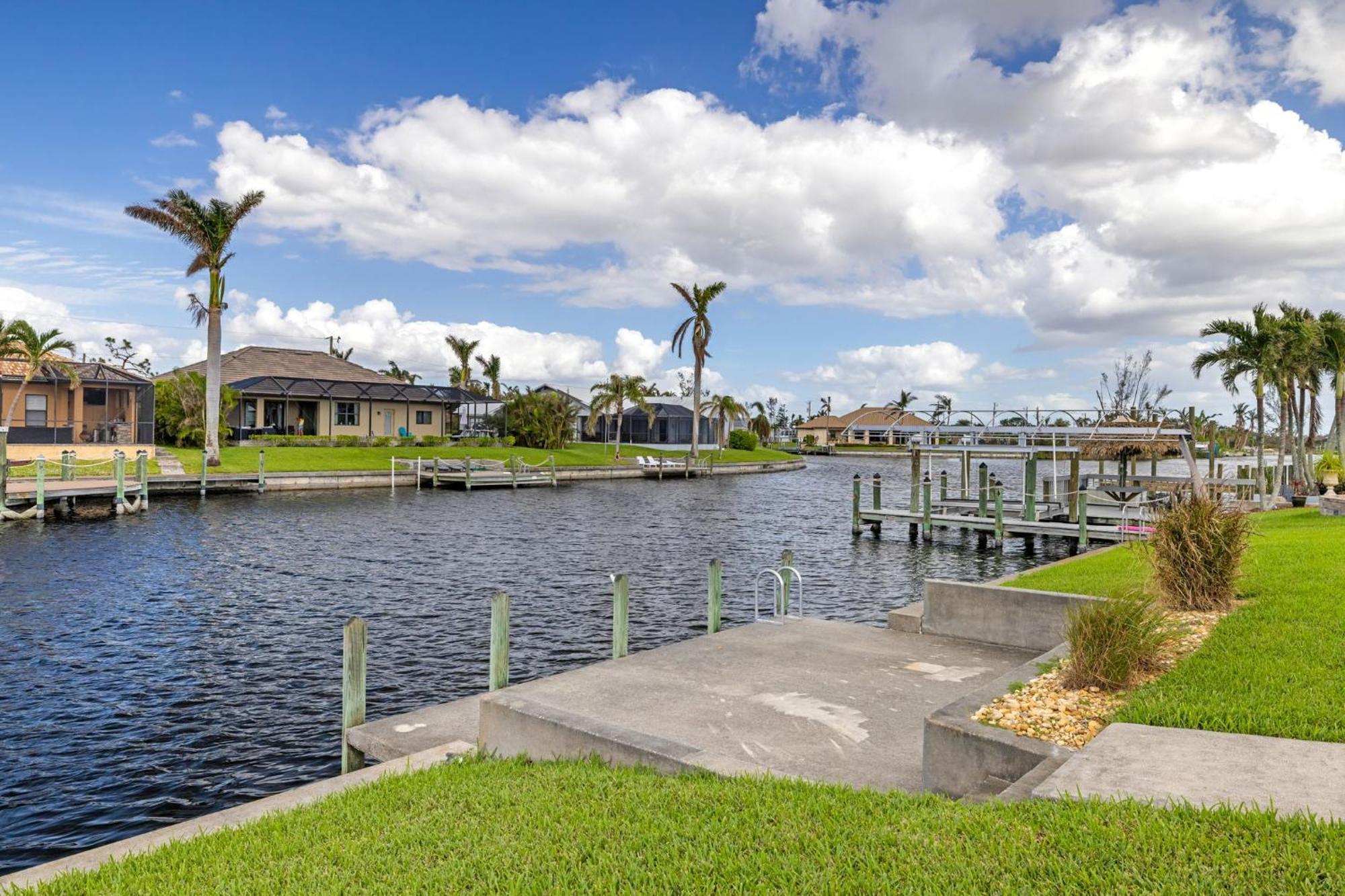 Fully Remodeled Electric-Heated Pool Home On Gulf-Access Canal - Villa Sunny Cape Coral Dış mekan fotoğraf